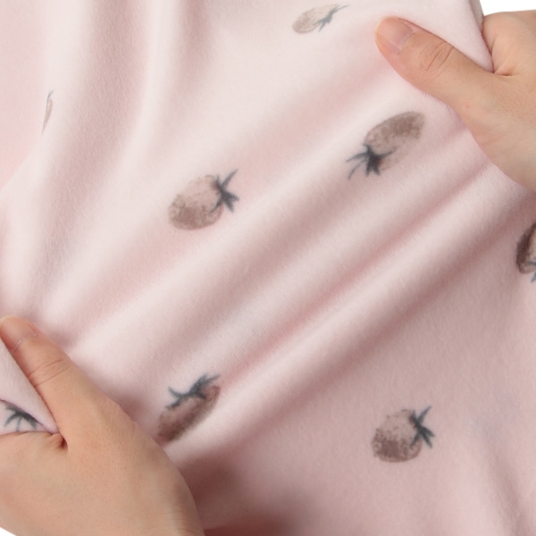 ふわぽかストレッチいちご柄長袖パジャマ  | マタニティ・産後