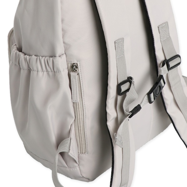 撥水多機能リュック（ブラック・グレー・グレージュ）