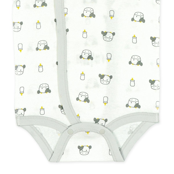 ボタン式新生児肌着8点セット（ウシ柄）