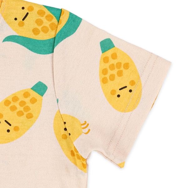 野菜フルーツ総柄半袖Tシャツ