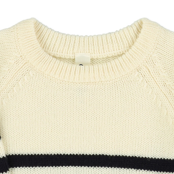 ボーダー柄セーター