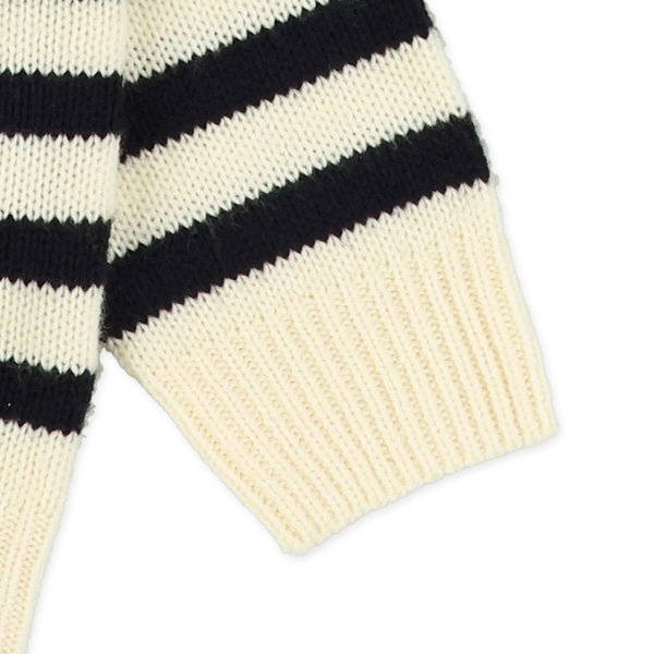ボーダー柄セーター