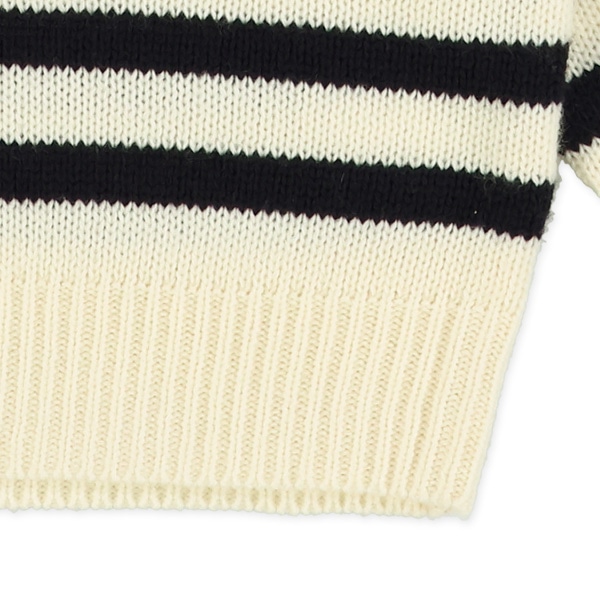 ボーダー柄セーター