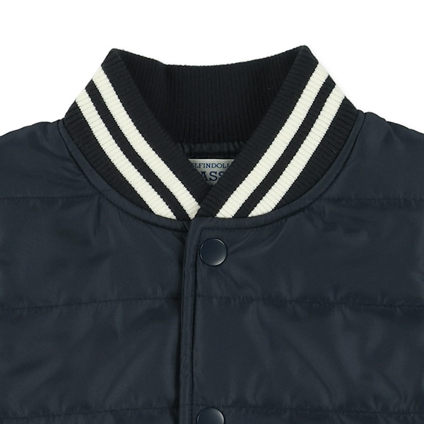 タフタ中綿ベスト