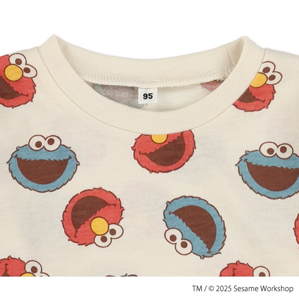 総柄長袖Tシャツ（セサミストリート）