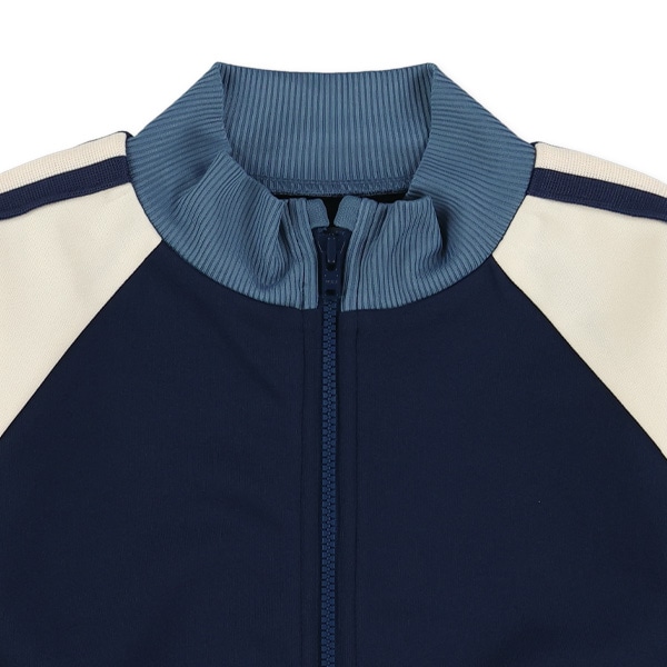 トラックジャケット