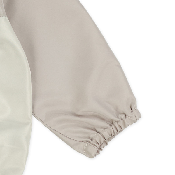 胸切り替えジャケット