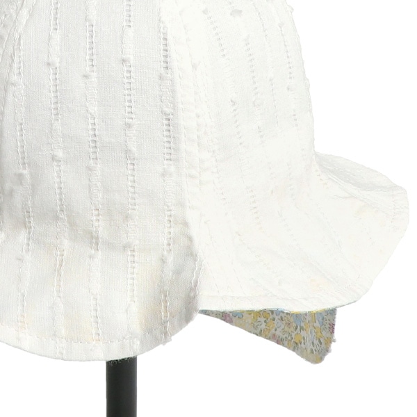 垂れ付きキャペリン