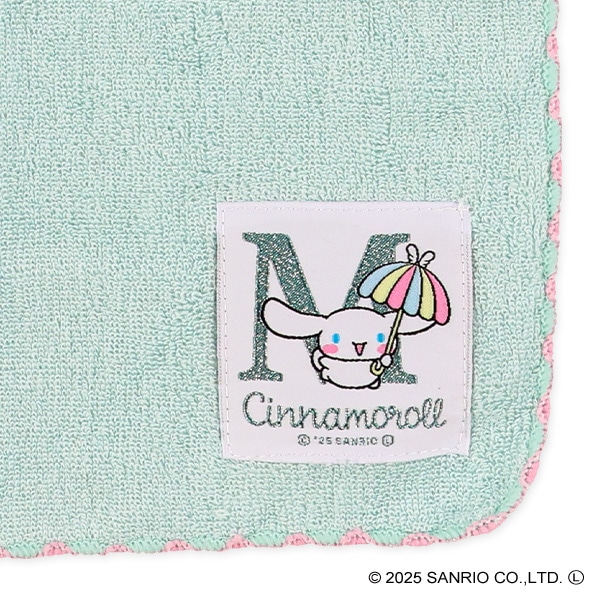 ワッペンイニシャルハンドタオル（シナモロール・M）