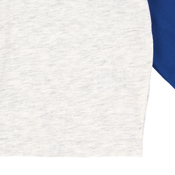 袖かすれ風プリントラグラン長袖Tシャツ