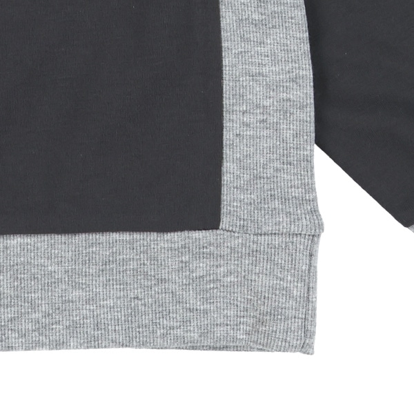アニマル胸ワンポイント長袖Tシャツ