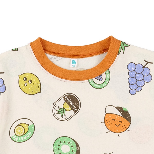 野菜フルーツ総柄半袖Tシャツ