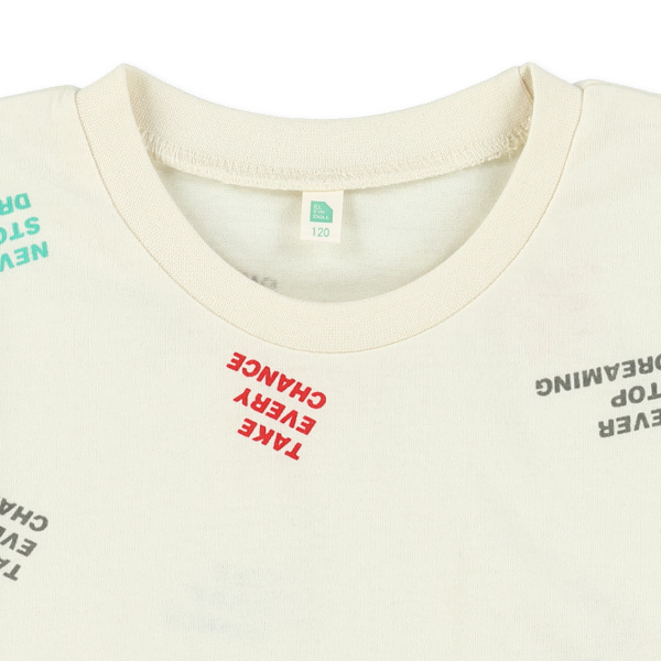 ロゴ総柄半袖Tシャツ