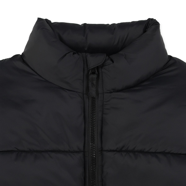 ナイロンジャケット