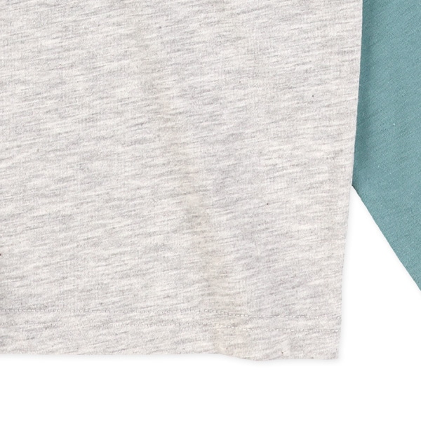 胸ロゴワイド長袖Tシャツ