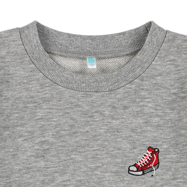 裏毛刺繍トレーナー