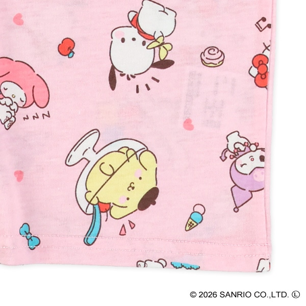 総柄半袖Tシャツ（ハローキティ・サンリオキャラクターズ）