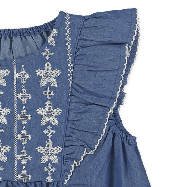 デニム胸刺繍ノースリーブブラウス