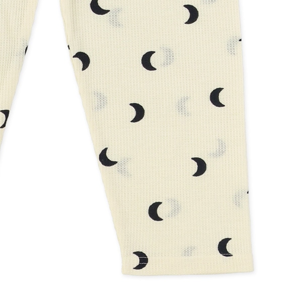 袖ロールアップワッフル長袖パジャマ（三日月総柄）