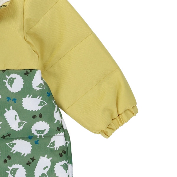 ハリネズミとがり帽スキージャンプスーツ