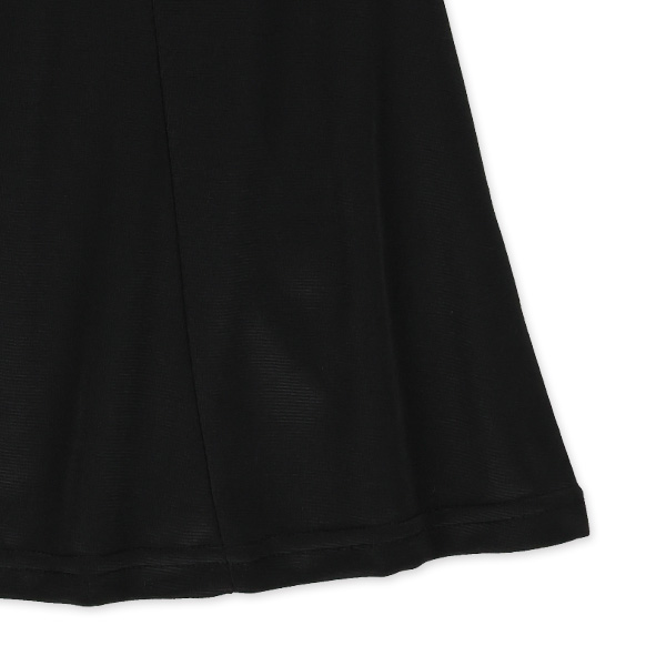 ポンチ襟付きフォーマル半袖ワンピース