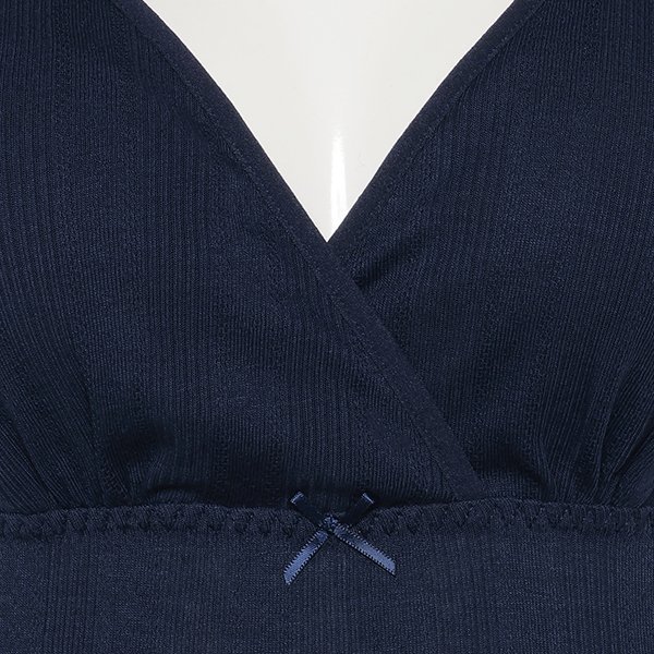 取り外し可能カップ付きクロスオープンタンクトップ（針抜き）