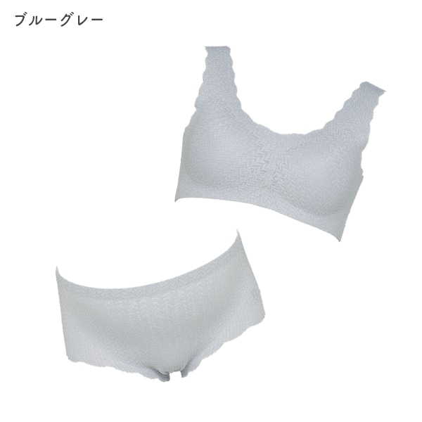 取り外し可能カップ付きハーフトップ&セミ丈ショーツ（レース）
