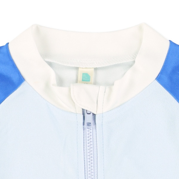 立体パーツ付きくじらラッシュガード