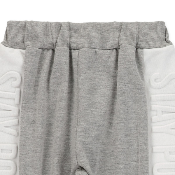 ミニ裏毛エンボス加工切り替えパンツ