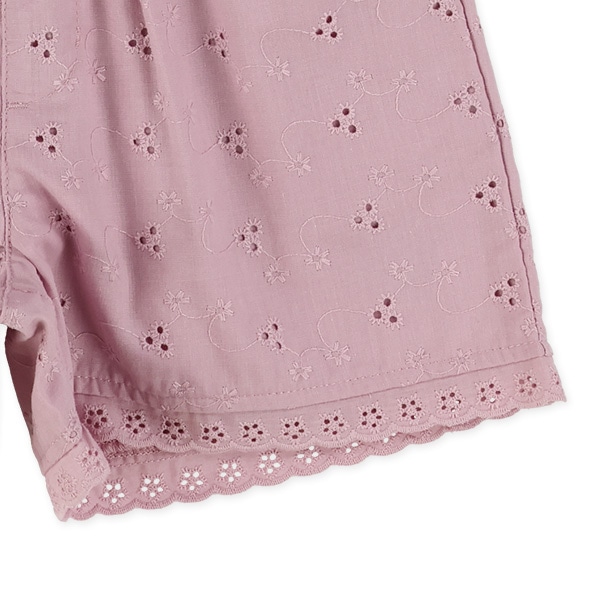 オーバーレースショートパンツ