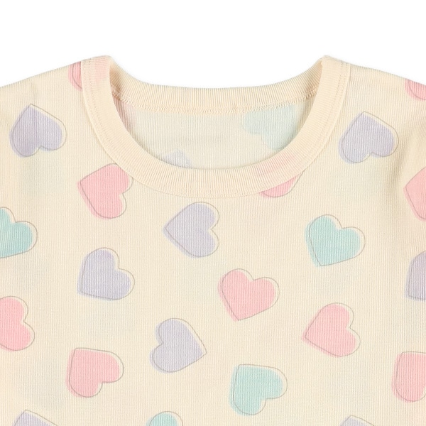 長袖パジャマ（カラフルハート）