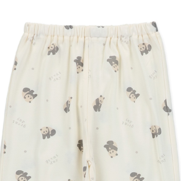 長袖パジャマ（パンダ総柄・ヨーク切り替え）