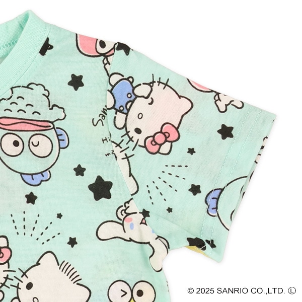 総柄半袖Tシャツ（ハローキティ・サンリオキャラクターズ）