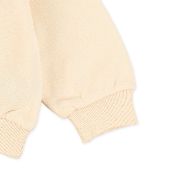 裏起毛胸ハートロゴトレーナー