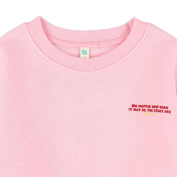 裏起毛胸バックロゴプリントトレーナー