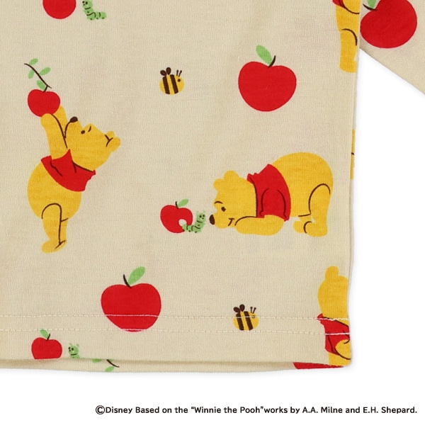 総柄長袖Tシャツ（くまのプーさん）