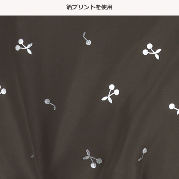 箔プリントウィンドブレーカー