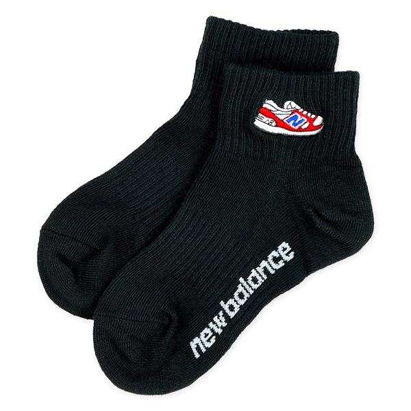 NewBalance）3足組キッズアンクルソックス（ブラック無地刺繍）