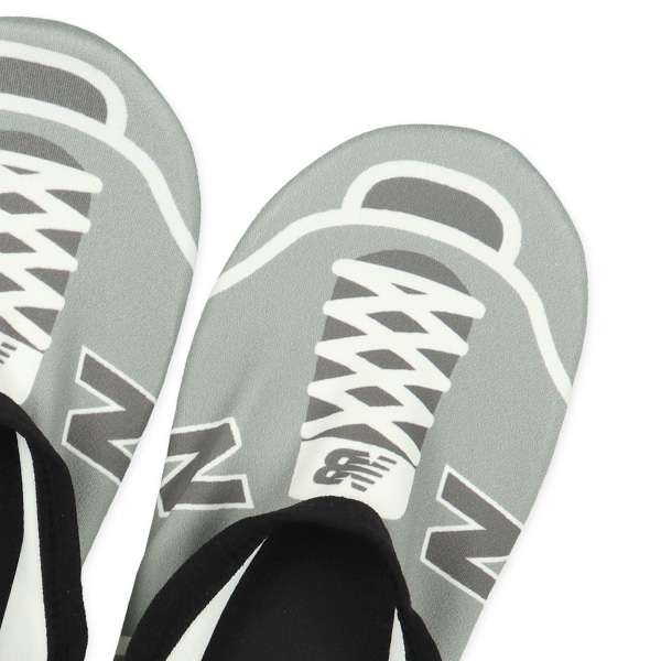 NewBalance）キッズウォーターソックス（グレー）