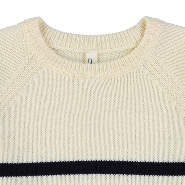 ボーダー柄セーター