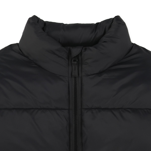 ナイロンジャケット