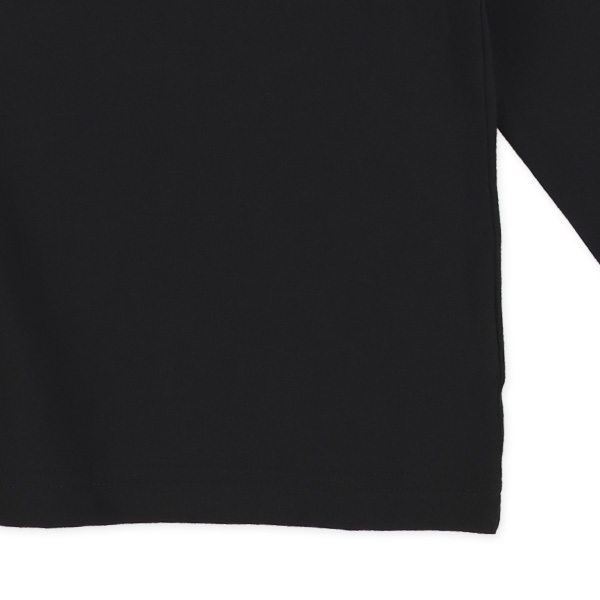 無地黒ベーシック長袖Tシャツ
