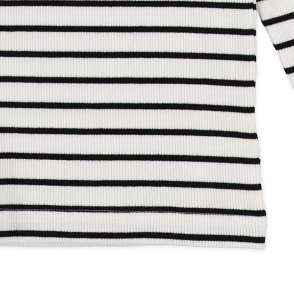 襟ぐりテレコボーダーハイネック長袖Tシャツ