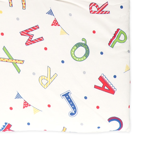 リバーシブルタイプお昼寝マット（アルファベット）