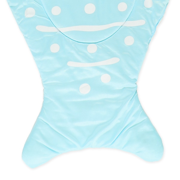 ひんやり冷感マット（ジンベエザメ）55×85cm