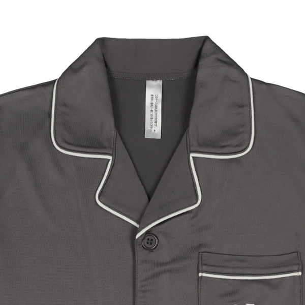 前開き長袖パジャマ（胸ポケット・ロゴ）