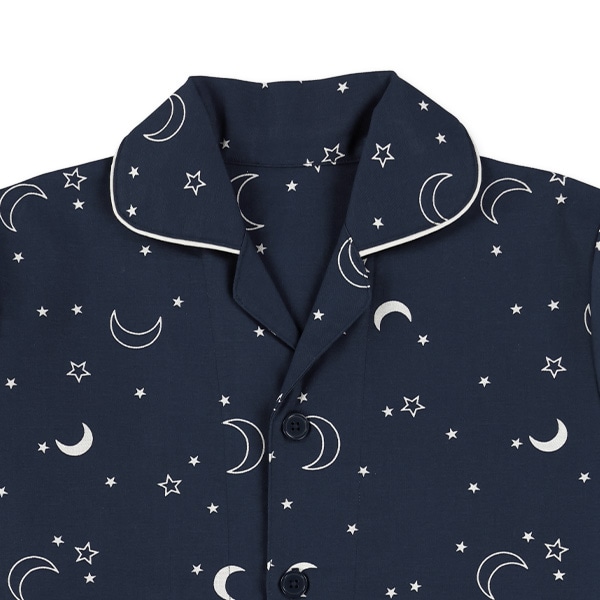 前開き長袖パジャマ（月星総柄）