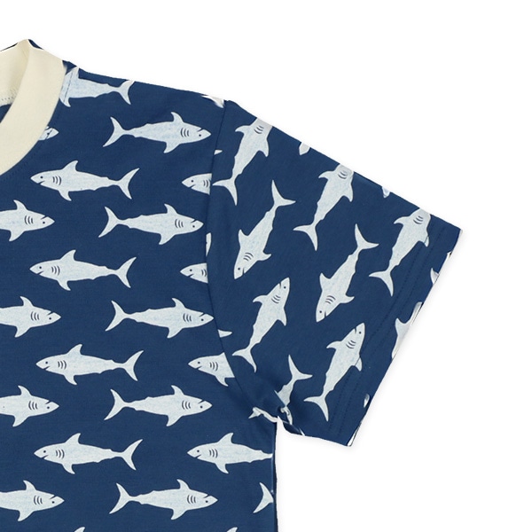半袖パジャマ（シャーク柄）