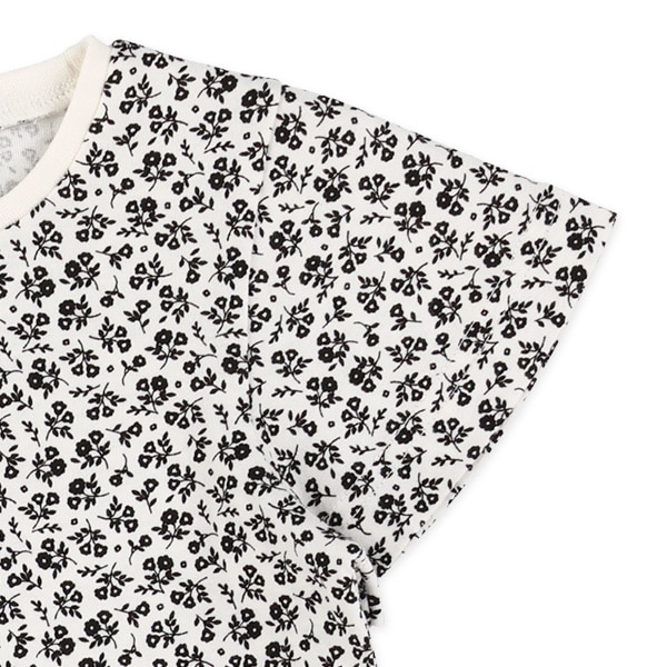 モノトーン花総柄半袖ワンピース