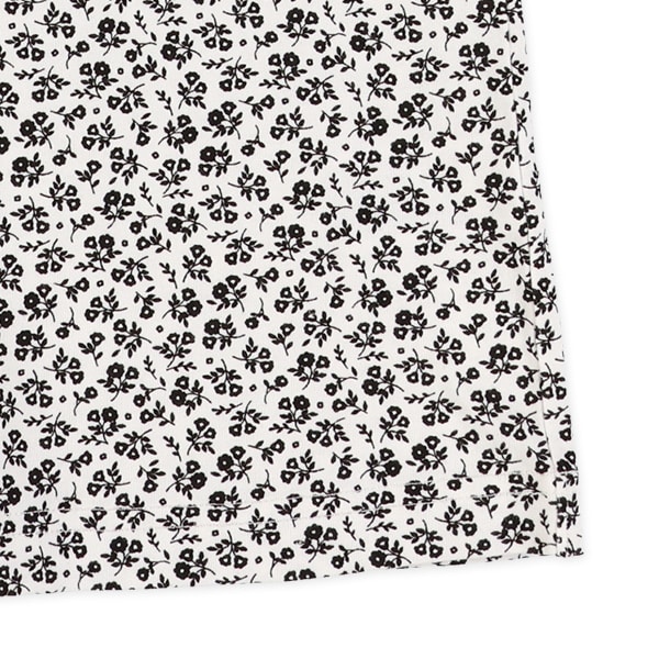 モノトーン花総柄半袖ワンピース